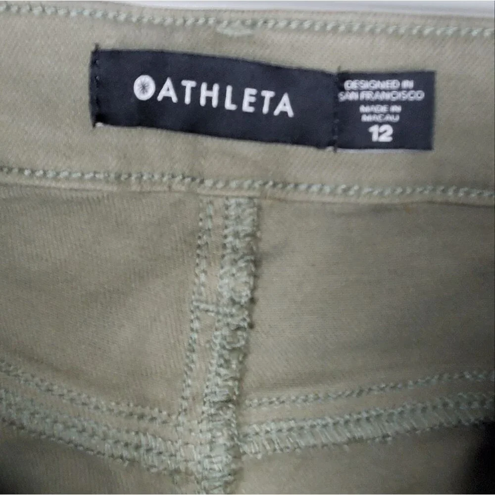 Athleta Green Cropped Pants Size 12 - Picture 8 of 9